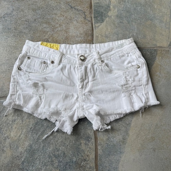 Y2K Machine White Micro Mini Shorts‎ Low Rise Rhinestone Pockets Sz 28 Stretch - Picture 1 of 10